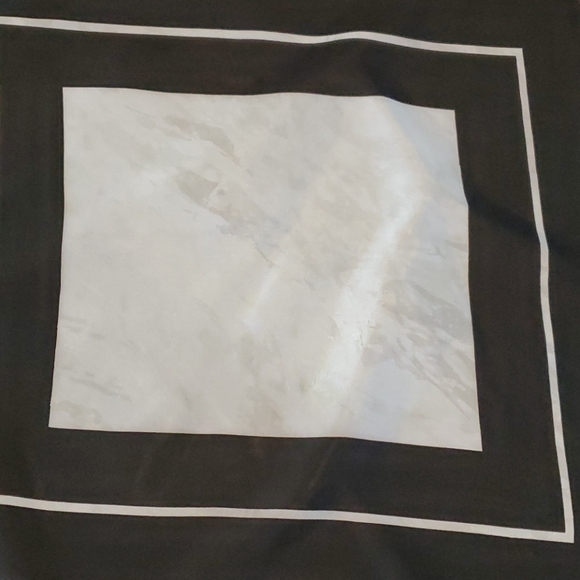 Paoli scarf - Picture 3 of 4